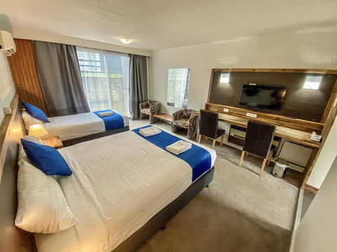 Snow Season Motor Inn - Accommodation Adelaide 1