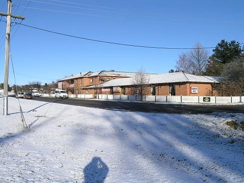Snowgate Motel + Apartments - Accommodation Adelaide 0