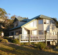 Snowgums on the Lake - Accommodation Adelaide