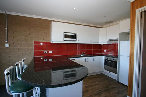 Snowy Saga 1 - Jindabyne - Accommodation Adelaide 1