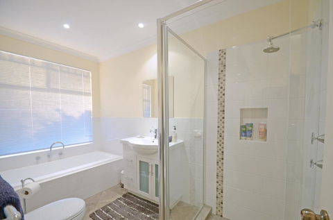 Sojourn On Gale Bed & Breakfast - Accommodation Adelaide 2