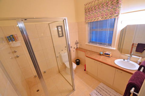 Sojourn On Gale Bed & Breakfast - Accommodation Adelaide 1