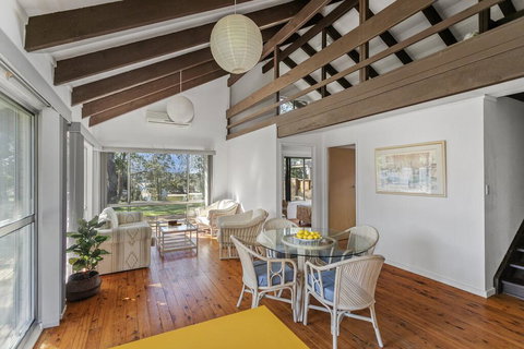 Soldier Crab Shack - 20 Macleay St - Accommodation Adelaide 3