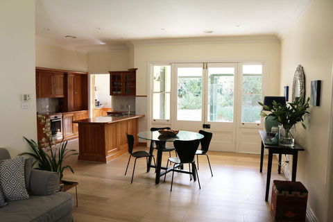 Somerset, Argyle Road Berrima - Accommodation Adelaide 3