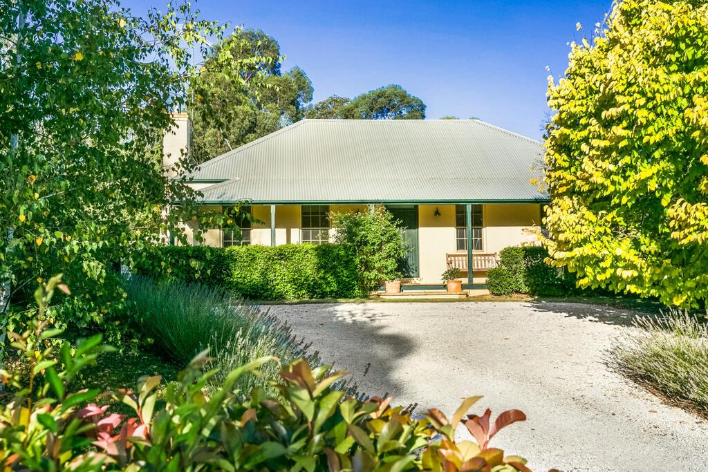 Red Rocks NSW Accommodation Adelaide
