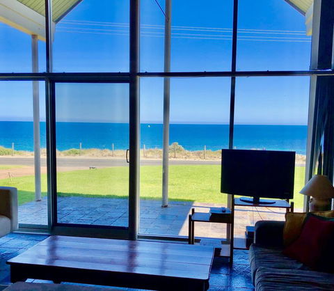 South Beach House 2 - 11 Gold Coast Drive - Accommodation Adelaide 0
