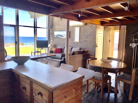South Beach House 2 - 11 Gold Coast Drive - Accommodation Adelaide 2