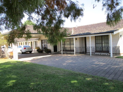 Southern Comfort Motor Inn - Accommodation Adelaide 0