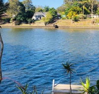 Spacious 2 Bedroom Beach Side Apartment - Close to shopping Centre with Coles Health Food Shop Sushi Pizza Cafes Hairdresse - Accommodation Adelaide