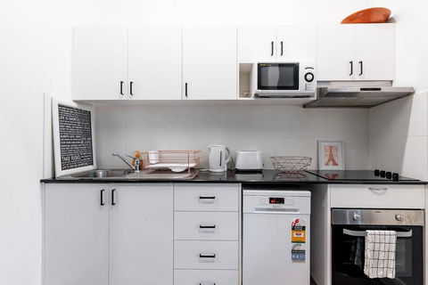 Spacious Woolloomooloo Apartment In Great Location - Accommodation Adelaide 2