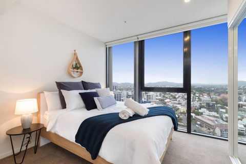 SPIRE - Fast Internet Monthly Stays W Carpark - Accommodation Adelaide 1