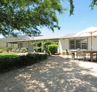 Spring Grove Dairy - Picturesque views - Accommodation Adelaide