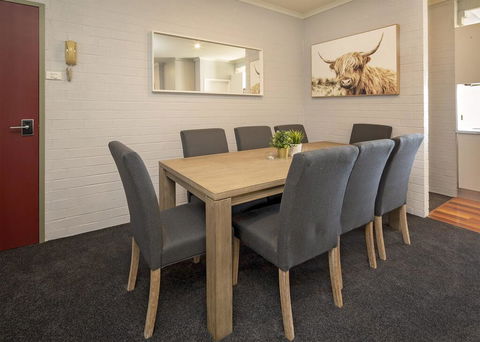 St Moritz 11 - Accommodation Adelaide 1