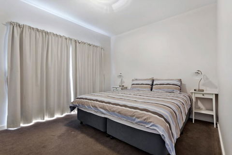 Stenmark 5/3 Poley Cow Lane - Accommodation Adelaide 3