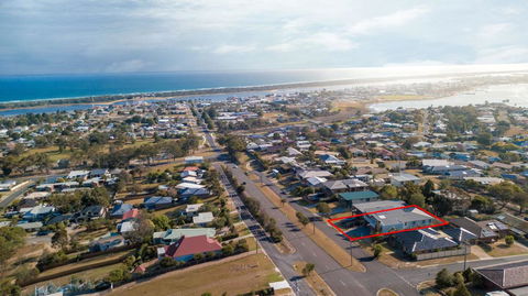 Stillwaters - Panoramic View Of Lakes Entrance - Accommodation Adelaide 0