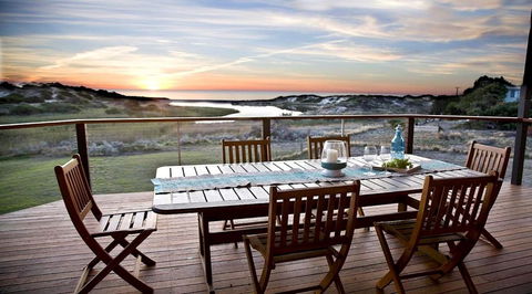 Stones Throw - 26 River View Drive - Accommodation Adelaide 0