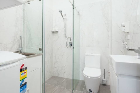 STUNNING SYDNEY HOME 11 - Accommodation Adelaide 3
