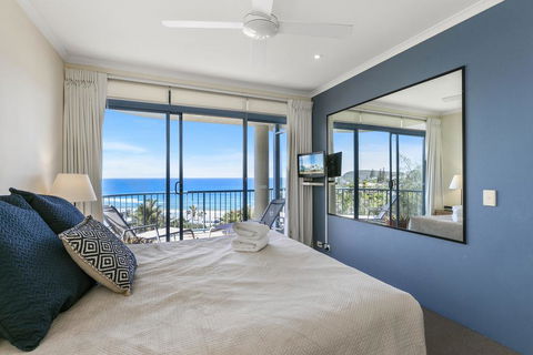 Stunning Top Floor Sunshine Beach Getaway! Unit 7 Vista Pacific 12 Bryan Street - Accommodation Adelaide 1