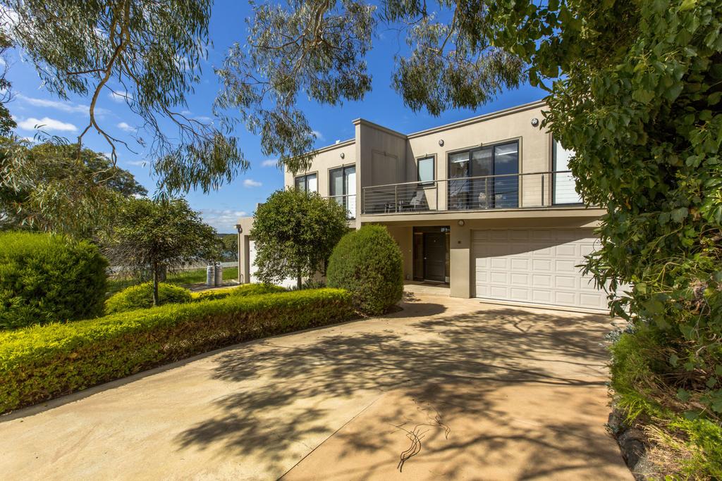 Nambrok VIC Accommodation Adelaide