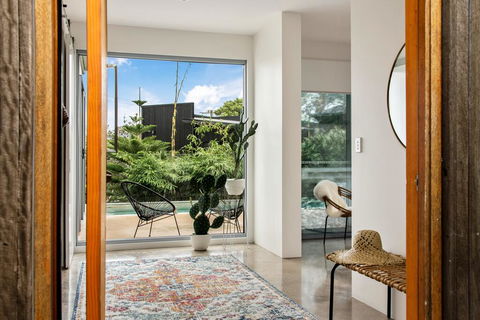 Sundays Beach House - Accommodation Adelaide 2