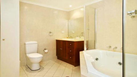 Superior Apartment With Views - Accommodation Adelaide 1