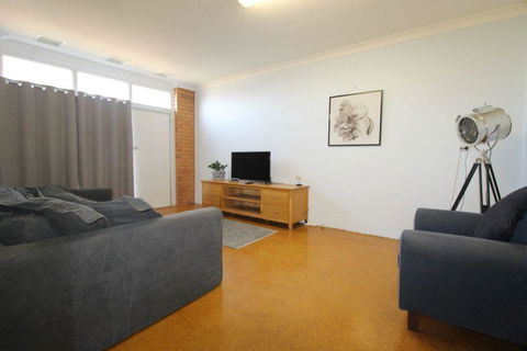 Surf Break & Ocean Break - Accommodation Adelaide 3