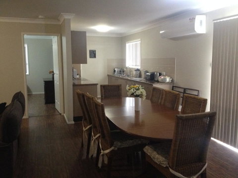Surf Mist - Accommodation Adelaide 1