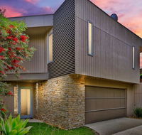 SURF Side SECRET INVERLOCH - Accommodation Adelaide