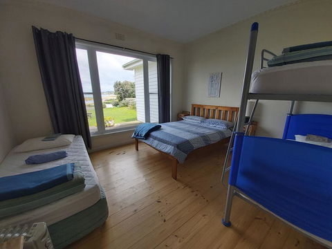 Surfside Backpacker - Accommodation Adelaide 3