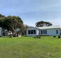 Surfside Backpacker - Accommodation Adelaide