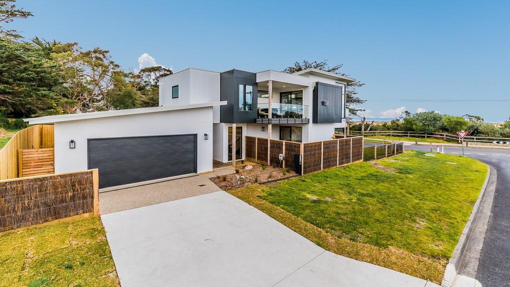Inverloch VIC Accommodation Adelaide