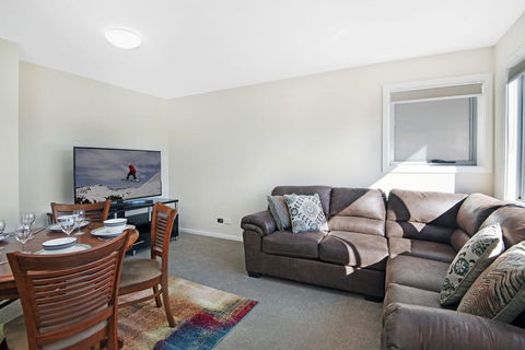 T-Bar On Twynam - Accommodation Adelaide 2