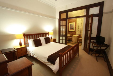 The Bank Guesthouse - Accommodation Adelaide 2