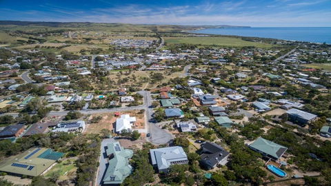 The Banksia - 3 Banksia Court, Normanville - Accommodation Adelaide 2