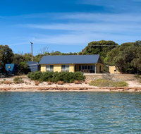 The Beach House - Accommodation Adelaide