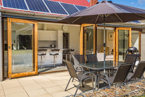 Brampton Cottage - Accommodation Adelaide 8