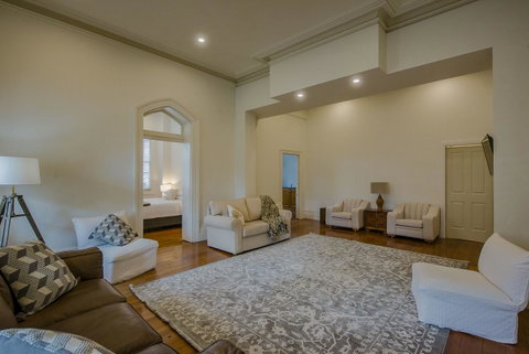 Roxburgh House Apartments - Accommodation Adelaide 14