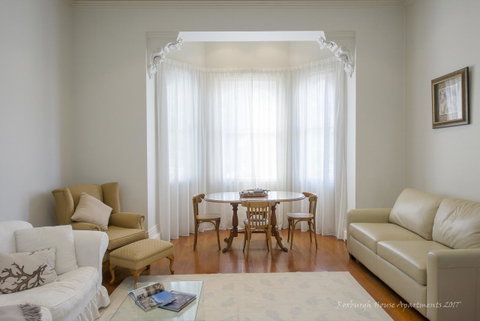 Roxburgh House Apartments - Accommodation Adelaide 5