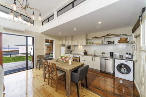 Coastal Pods Wynyard - Accommodation Adelaide 13