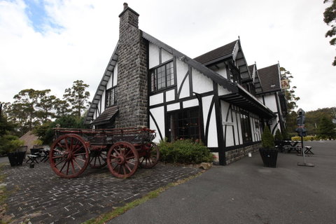 The Fox And Hounds Historic Hotel - Accommodation Adelaide 32