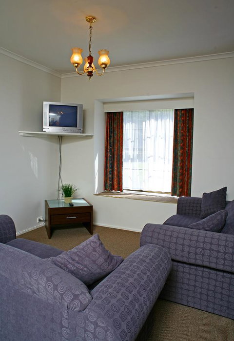 The Fox And Hounds Historic Hotel - Accommodation Adelaide 24