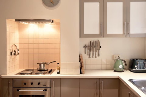 Lotus Gogh Apartment - Accommodation Adelaide 9