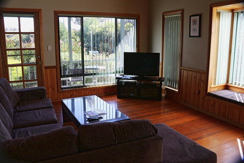 Hazards Beach House - Accommodation Adelaide 7