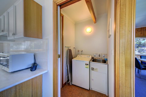 Freycinet Sanctuary 4 - Accommodation Adelaide 11