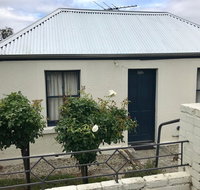 Omaroo House - panoramic water views - Accommodation Adelaide