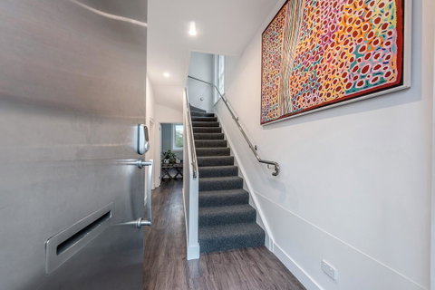 City Retreat Hobart - Accommodation Adelaide 4