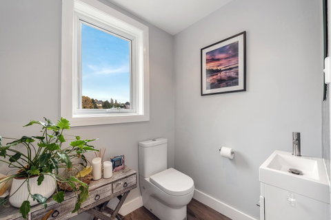 City Retreat Hobart - Accommodation Adelaide 8