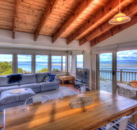 The Strand  On the edge of the beach - Accommodation Adelaide