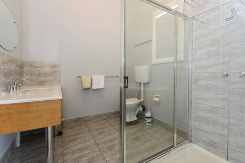 Edinburgh Gallery Bed & Breakfast - Accommodation Adelaide 12