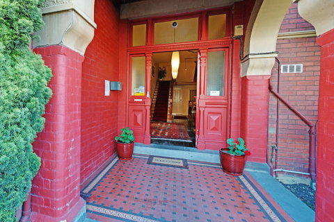 Edinburgh Gallery Bed & Breakfast - Accommodation Adelaide 1